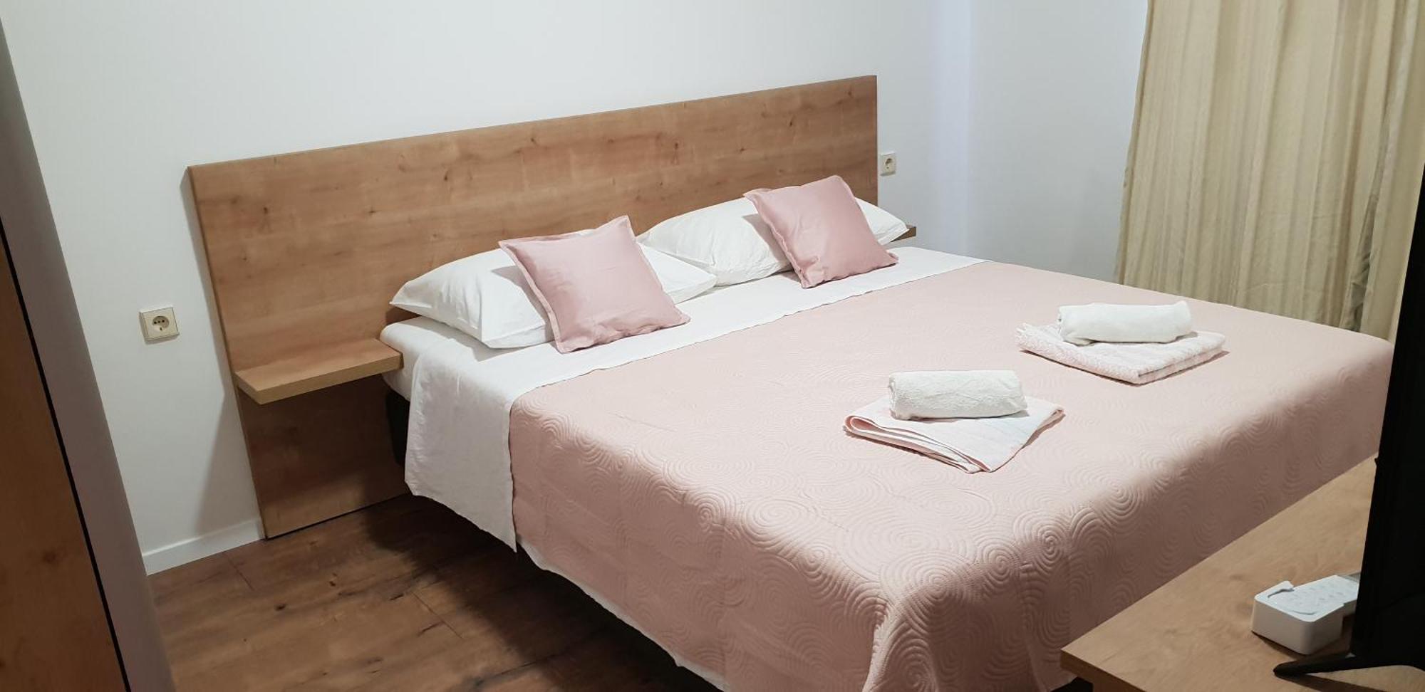Kuca Pecine Bed & Breakfast Metajna Eksteriør bilde
