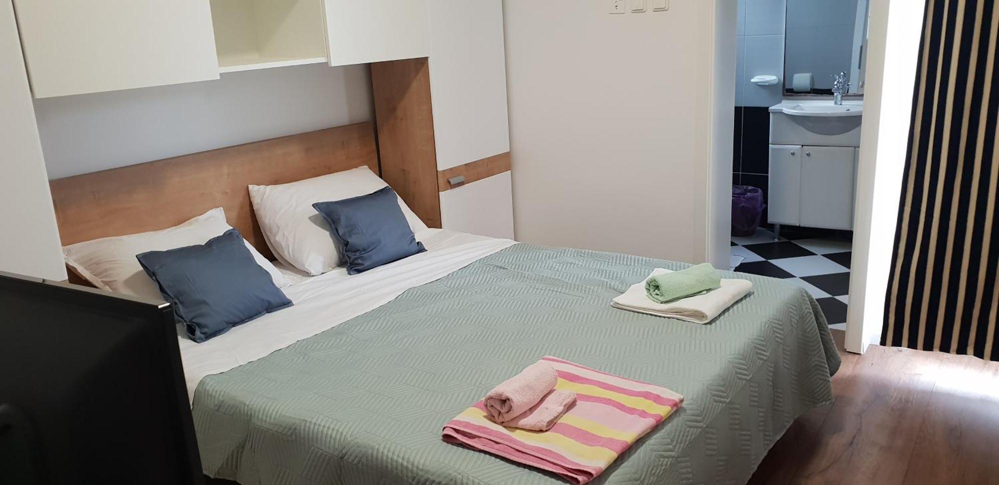 Kuca Pecine Bed & Breakfast Metajna Eksteriør bilde